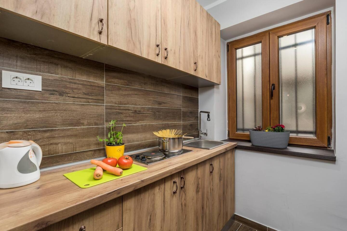 Four Seasons Apartment Rijeka Exterior foto